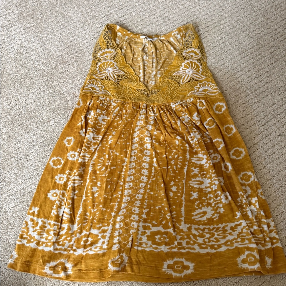 Lucky Brand Yellow Top with White Patterns